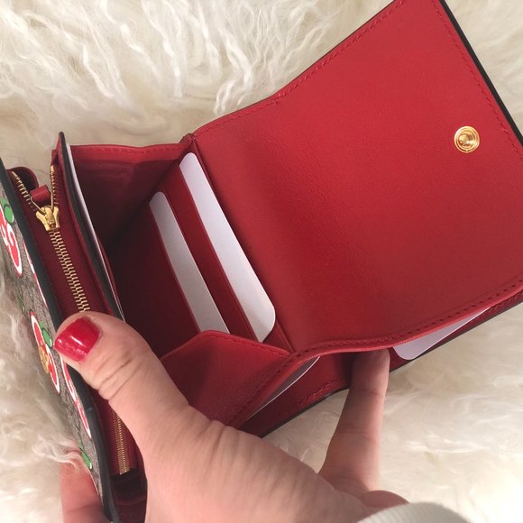 Gucci GG Supreme Canvas Apple French Wallet - Picture 3 of 6